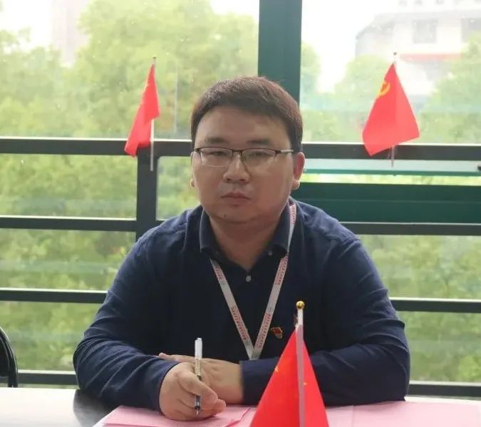 1653889874436428.jpg 校学生处代理处长杨东方.jpg