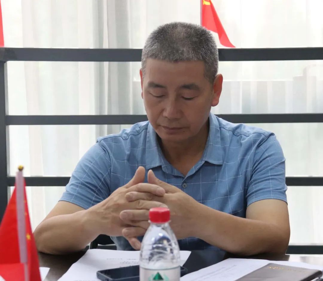 1665209069134043.jpg 铁道工程学院专职副书记蔡世勋参加会议.jpg