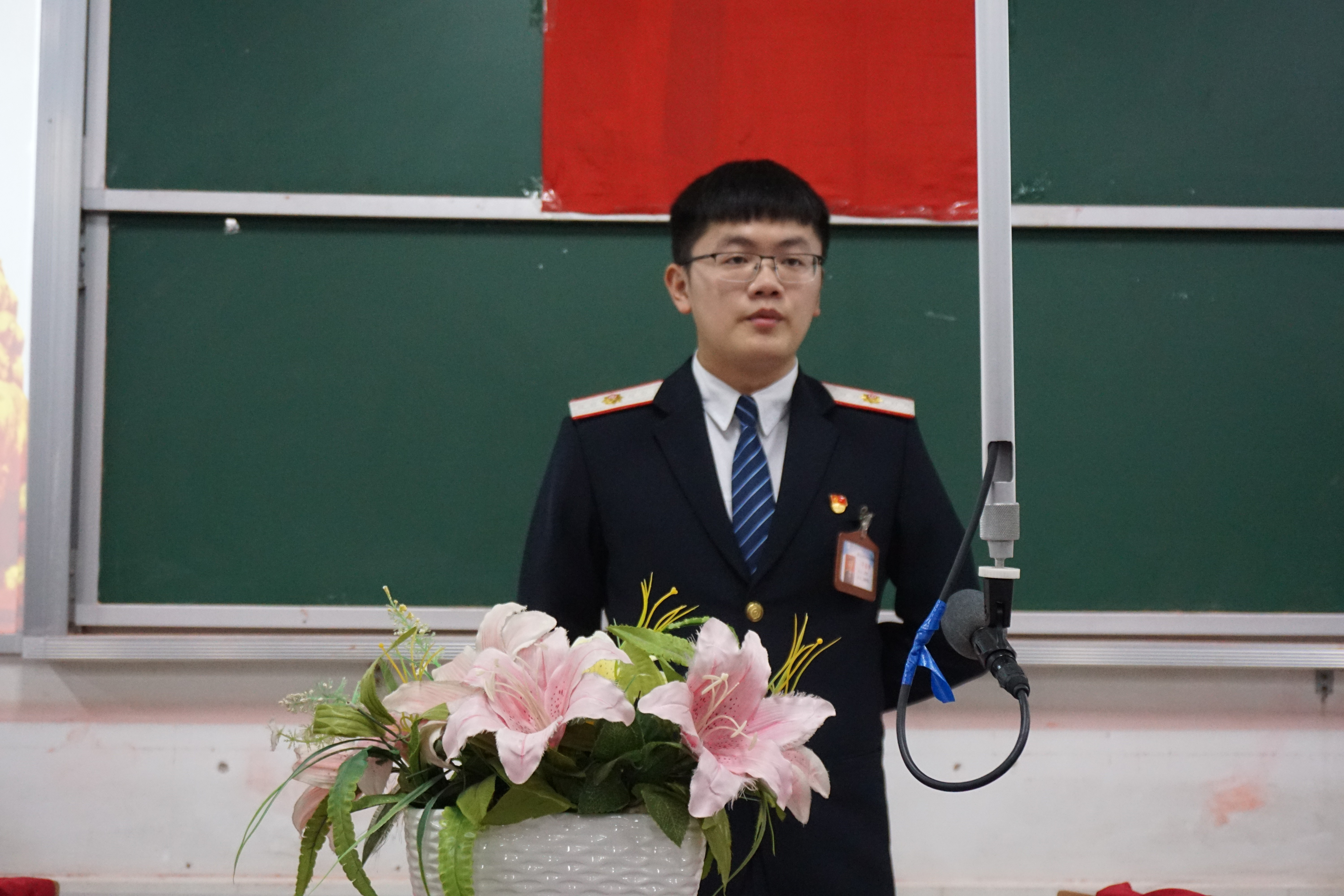 团学组织 创新创业部代表发言.JPG