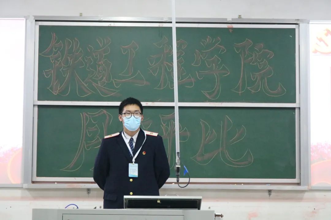 1649330746109382.jpg 办公室总结发言.jpg