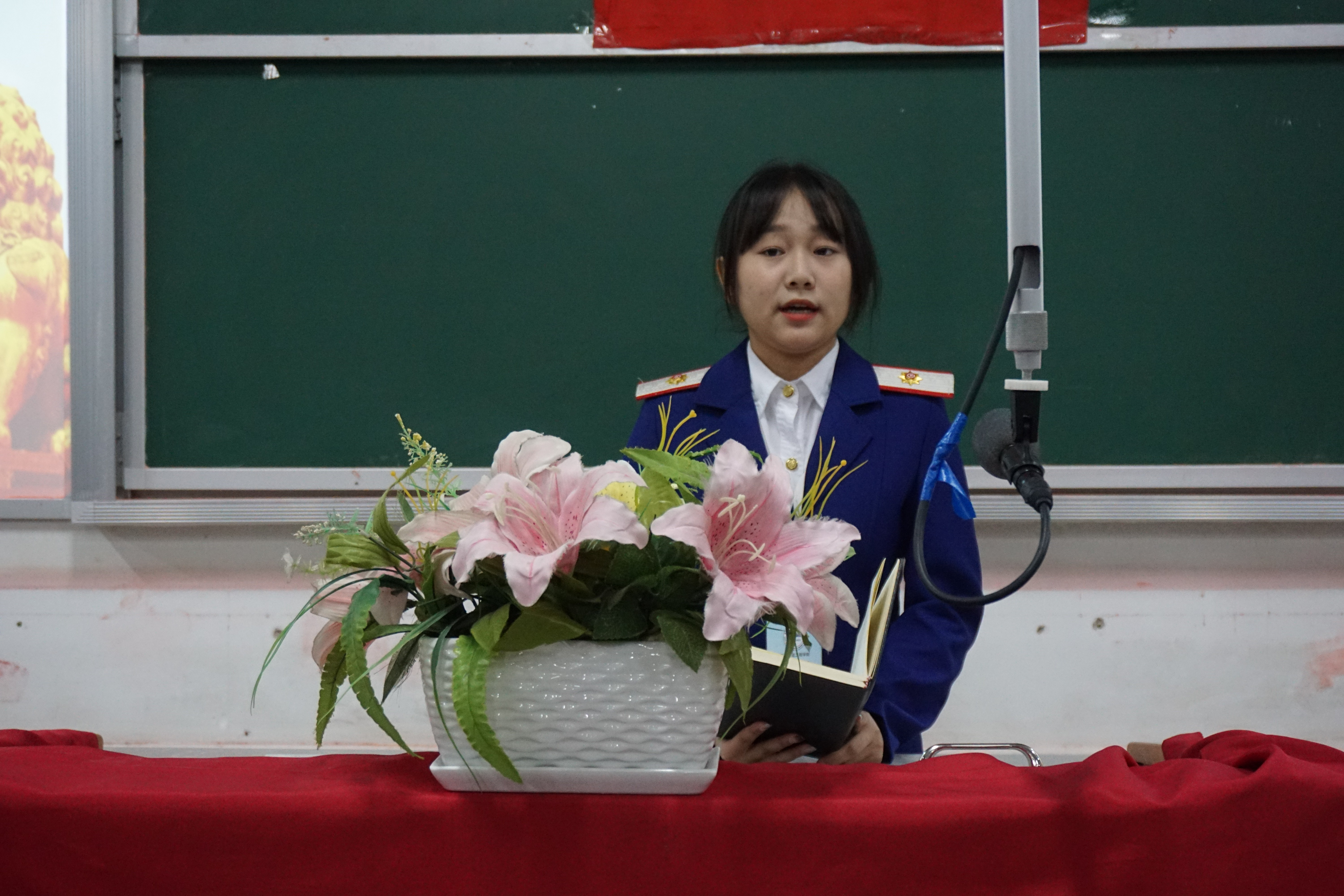 团学组织 女生部代表发言.JPG