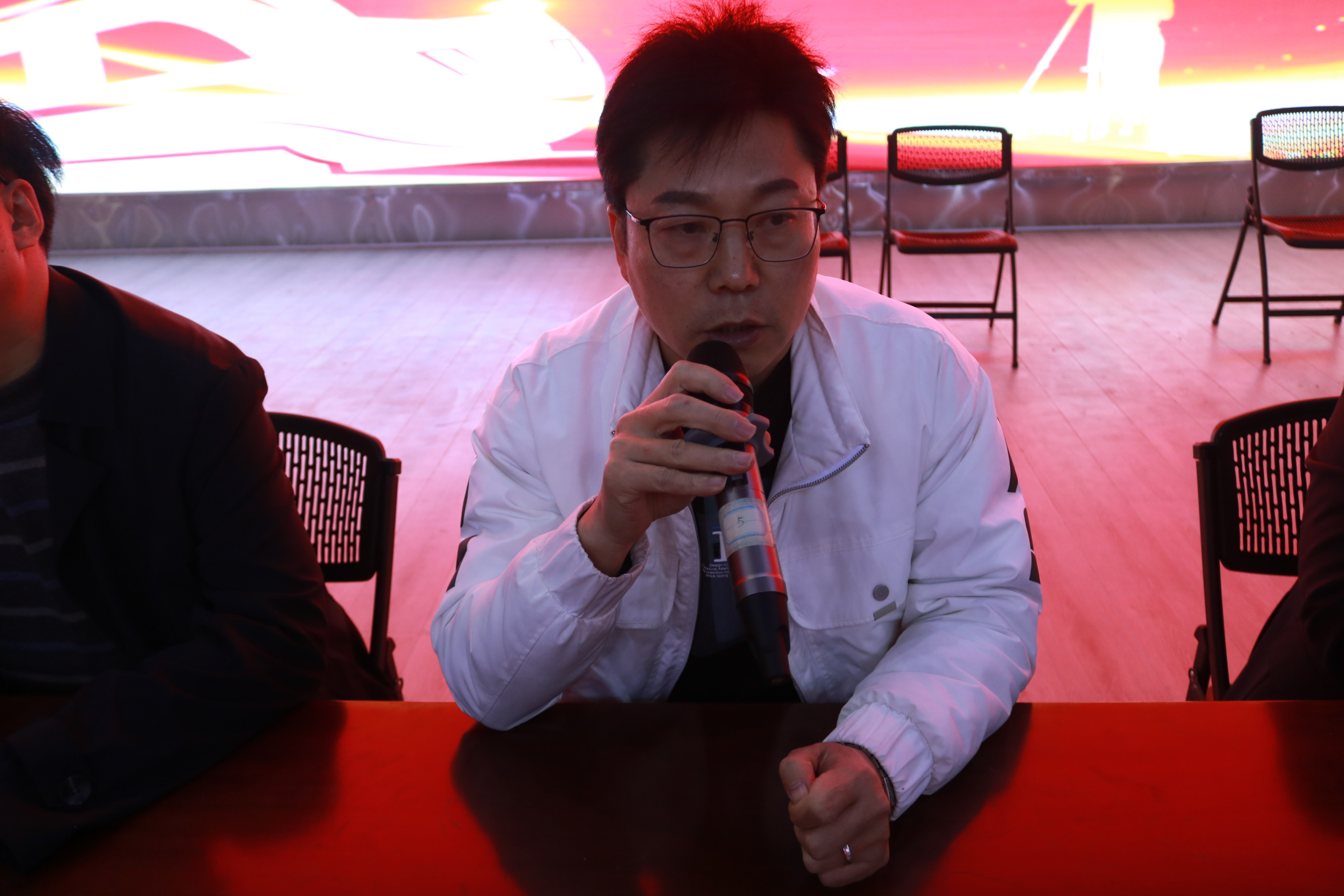 铁道工程学院副院长秦立朝发表讲话.JPG
