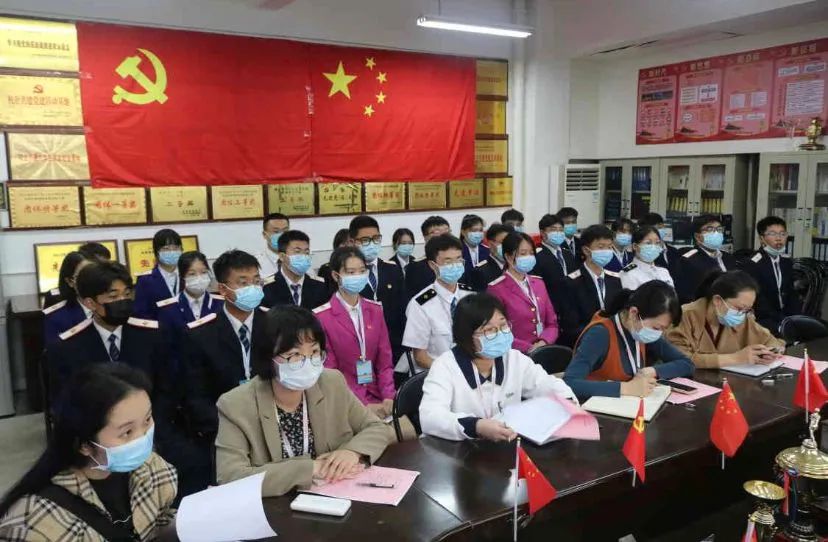 1652544306377517.jpg 会议现场.jpg