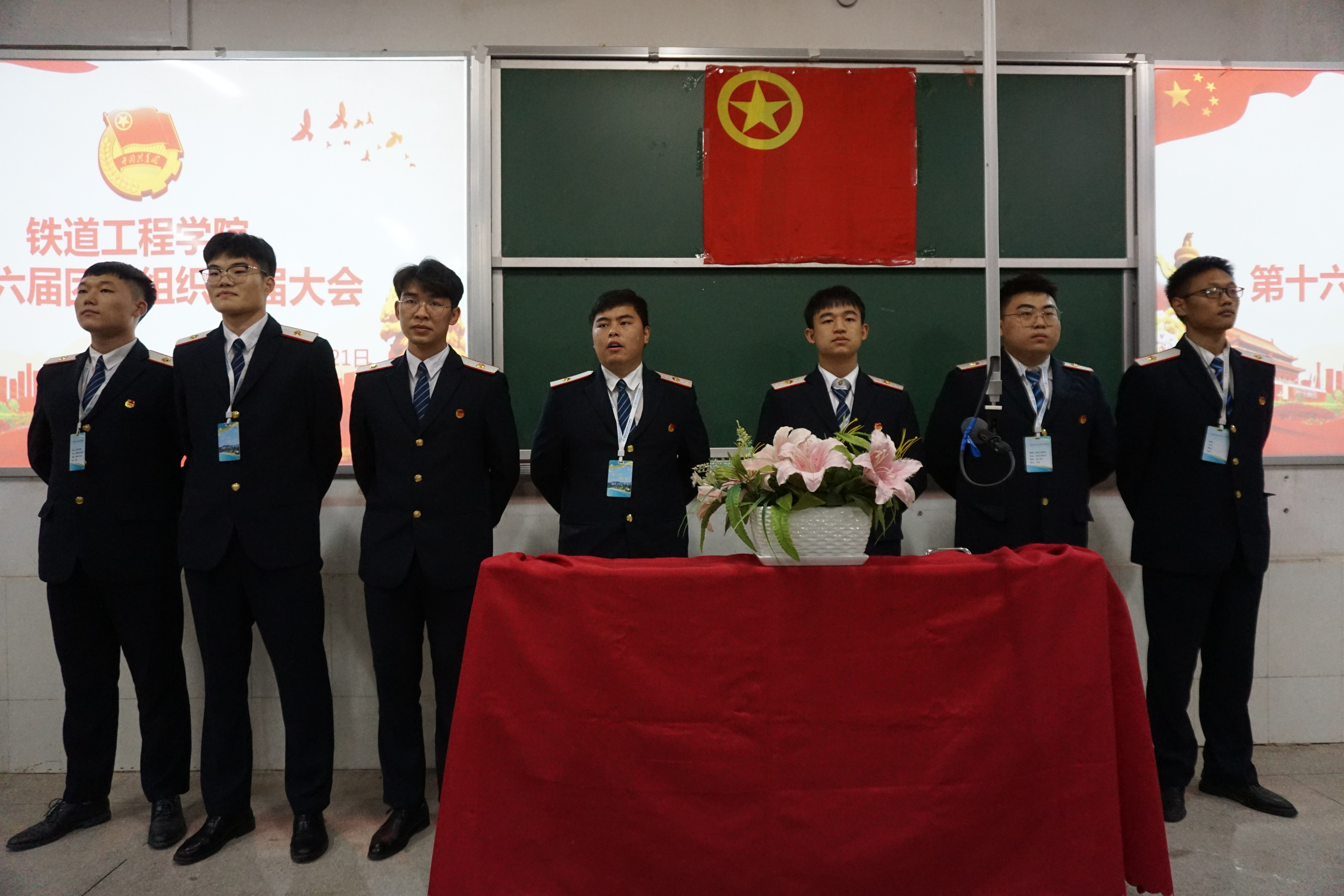 团学组织 主席团习干部自我介绍.JPG