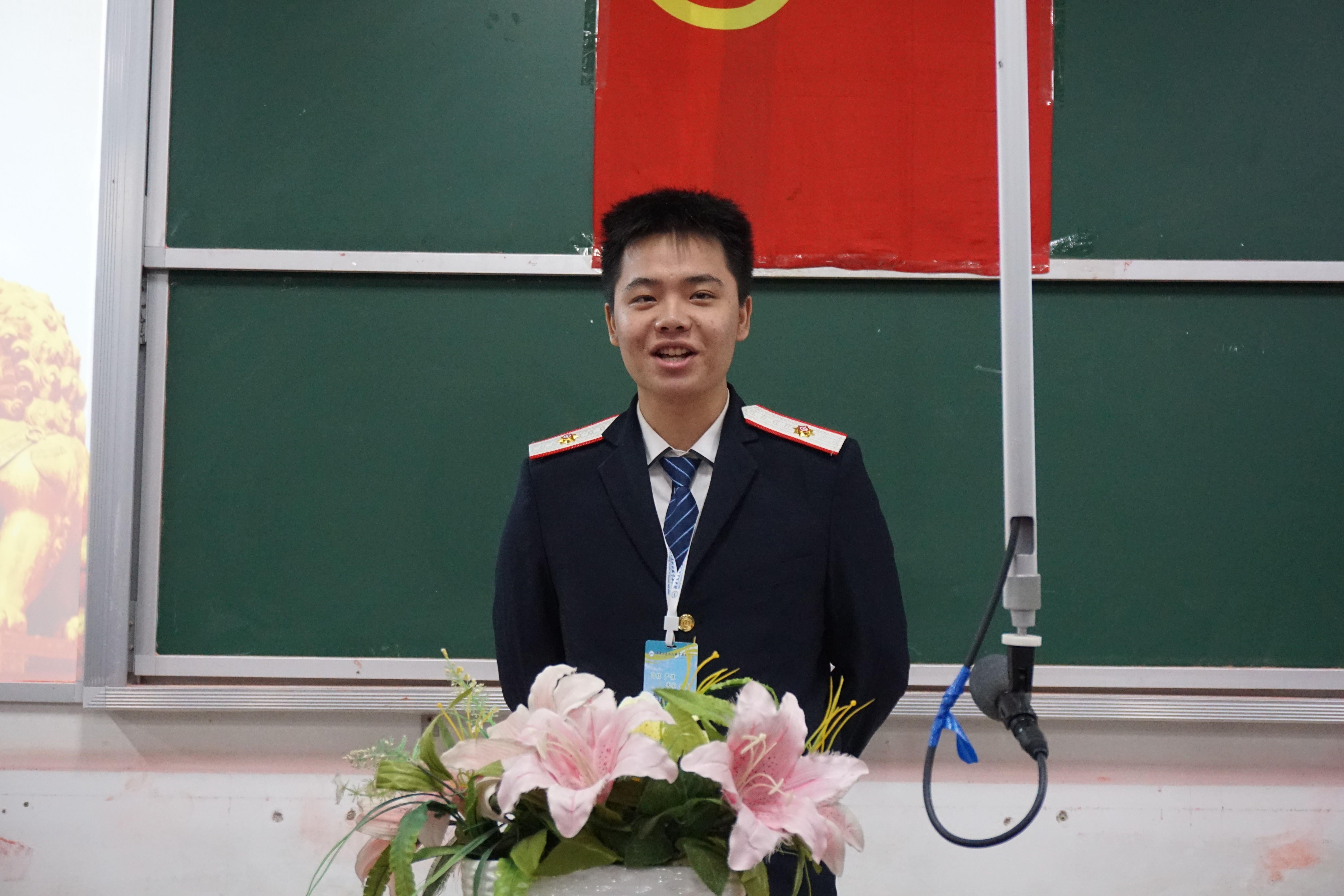团学组织纪保部代表发言.JPG