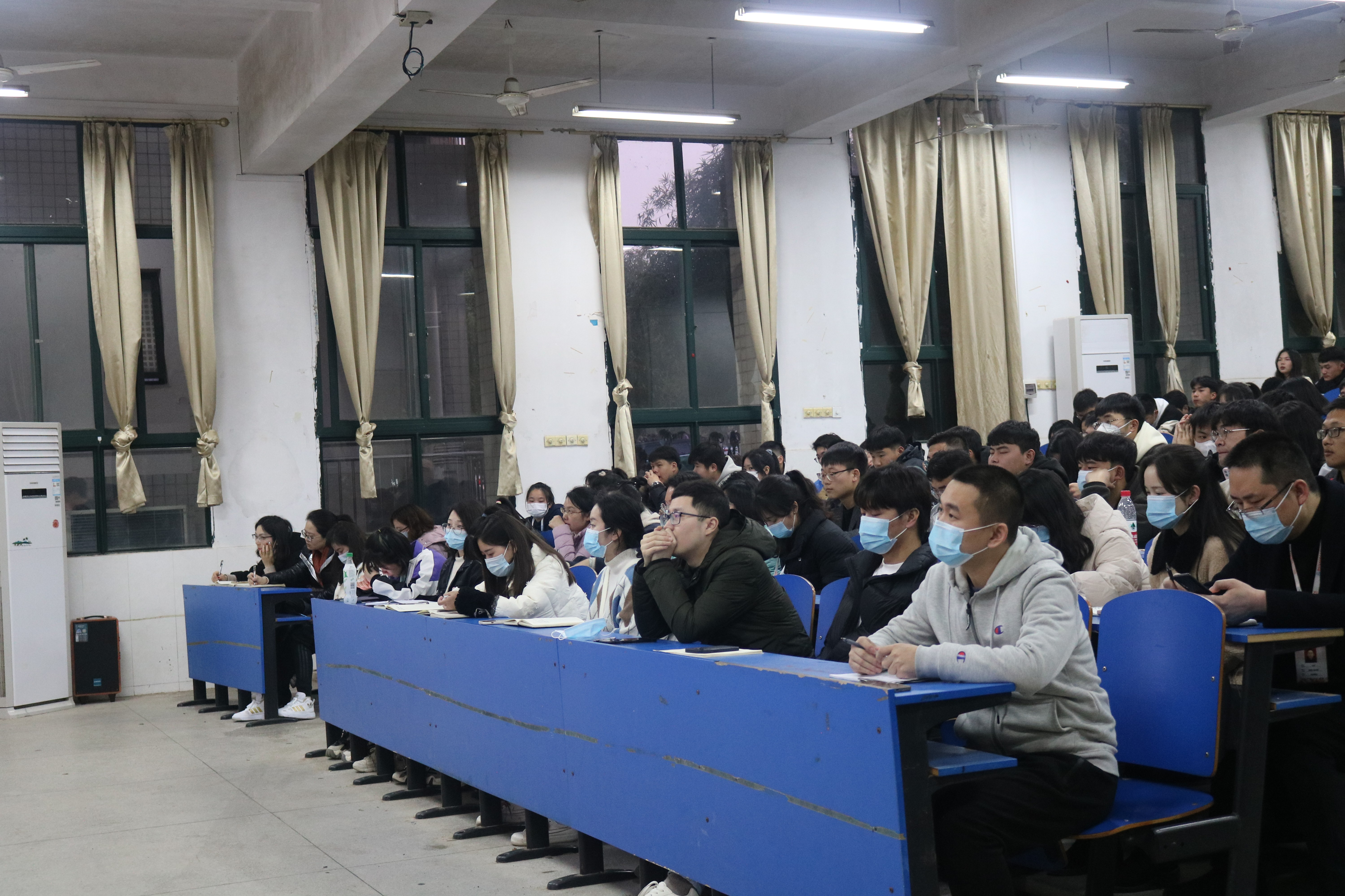 1646108583320156.jpg 会议现场.JPG